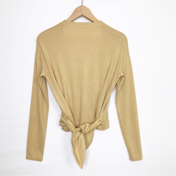 Vince tan Rap Thai front sweater - Picture 2 of 9